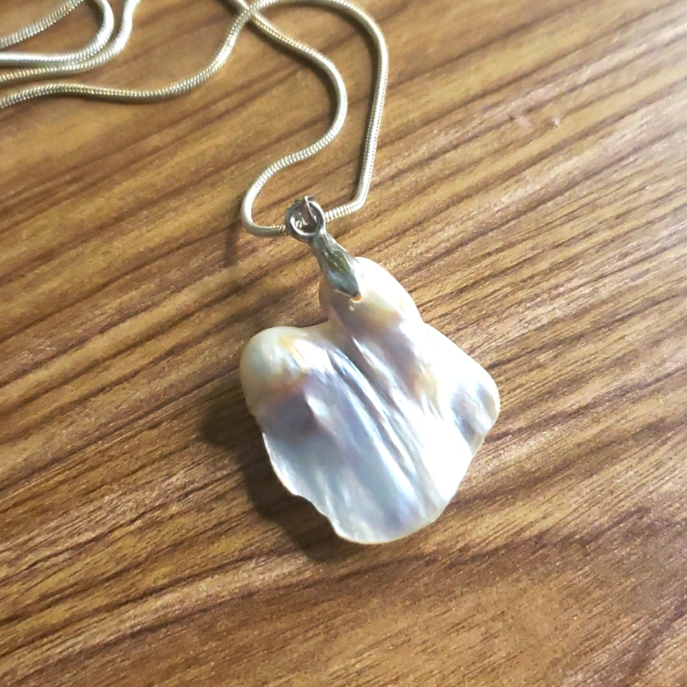 18K GP Baroque pearl necklace.